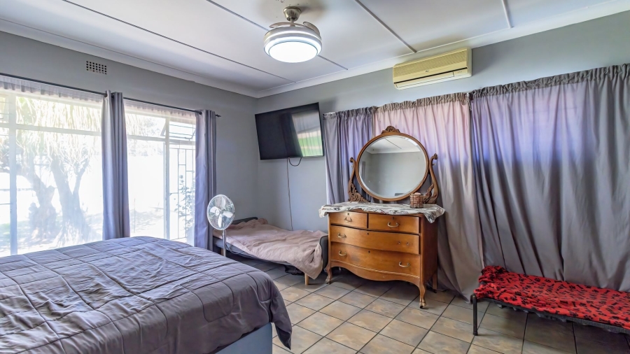 4 Bedroom Property for Sale in Bodorp North West